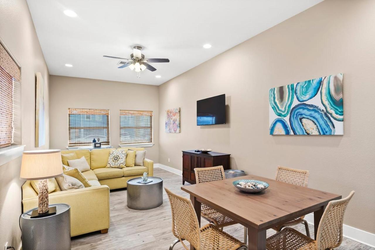 New 5 Bdrm W/Pool, Observation Deck Walk To Beach! Port Aransas Exterior foto